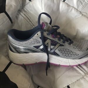 New Balance sneakers -Brand new in box